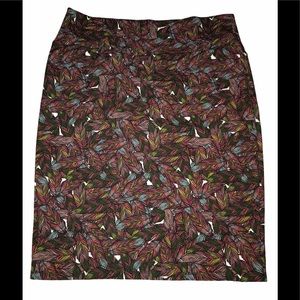 48. LulaRoe Feathers Print Pencil Skirt•Size 2X